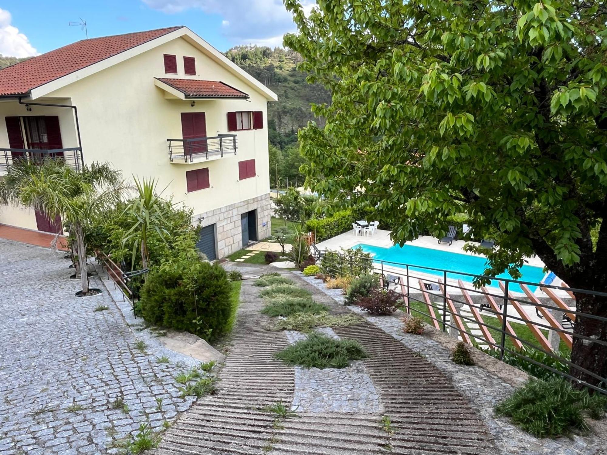 Alojamento Casa Da Pedra Verde Виейра-ду-Минью Экстерьер фото